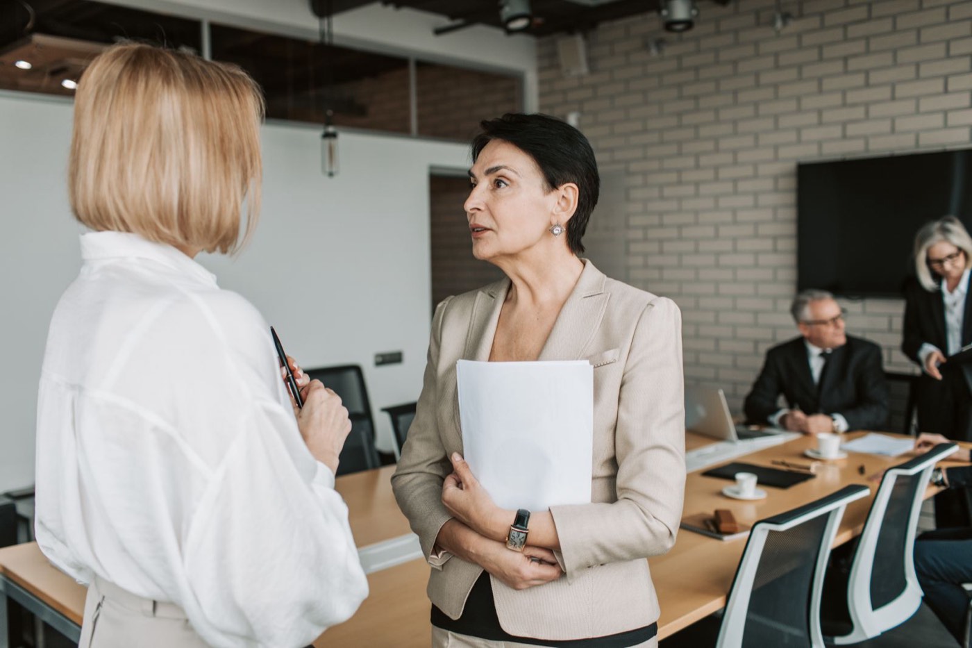 Advisor working with a client